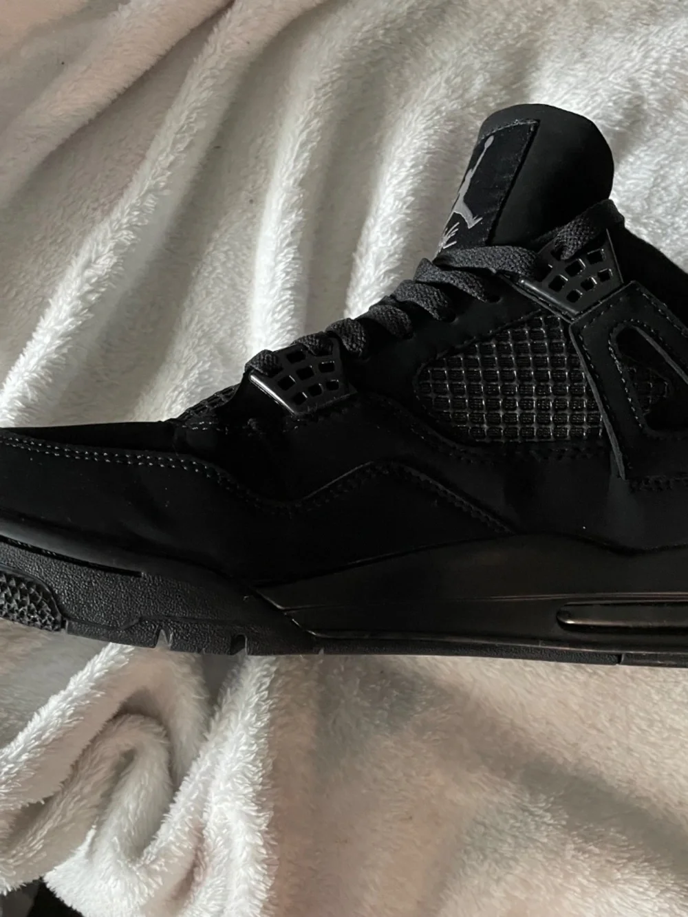 Jordan 4’s Blackcats